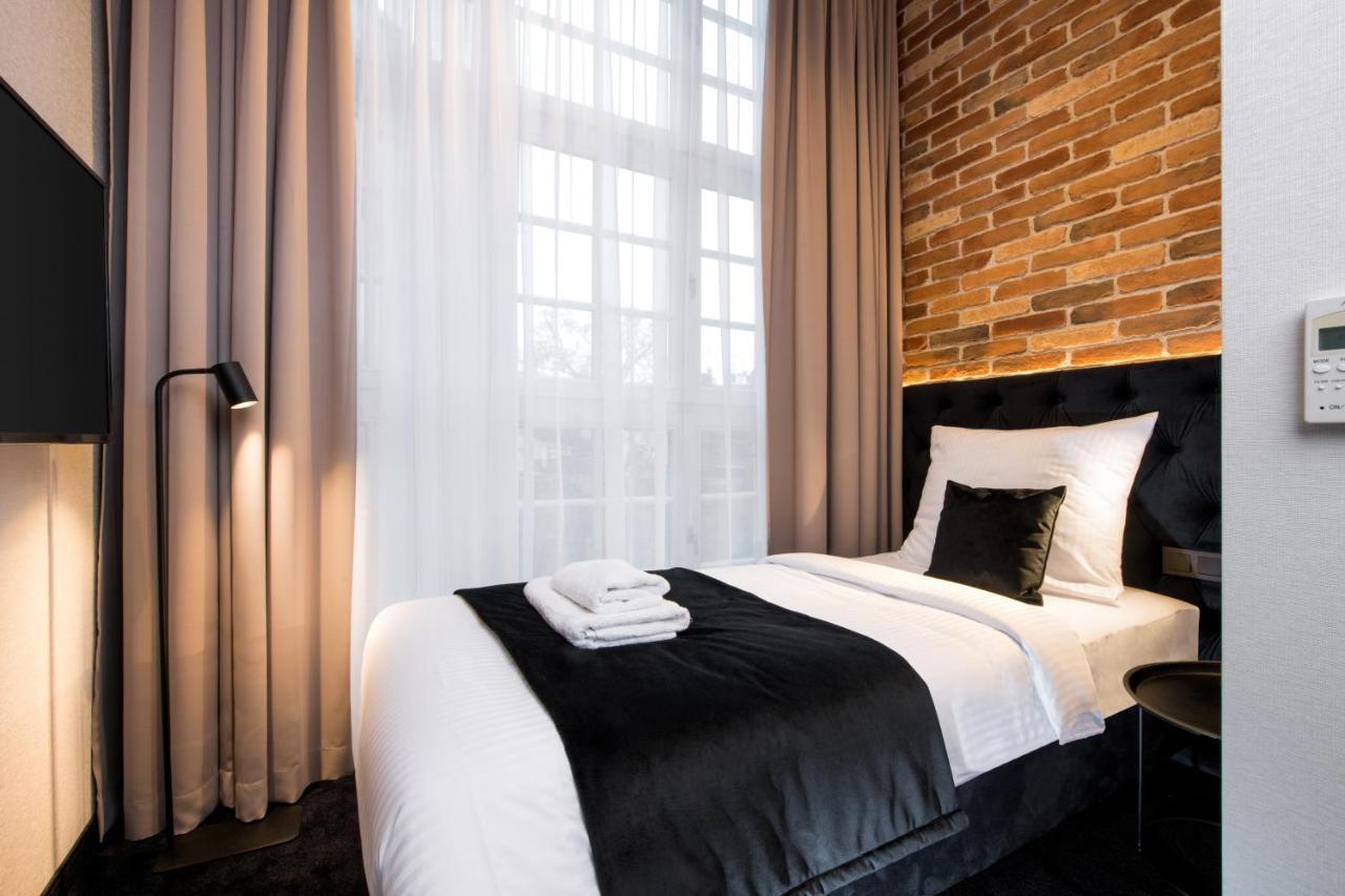 Hotel Krupnicza 30 Краков Экстерьер фото